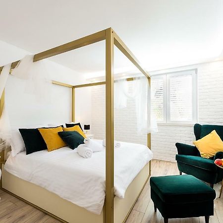 Apartments Mediteraneo 弗尔萨尔 外观 照片