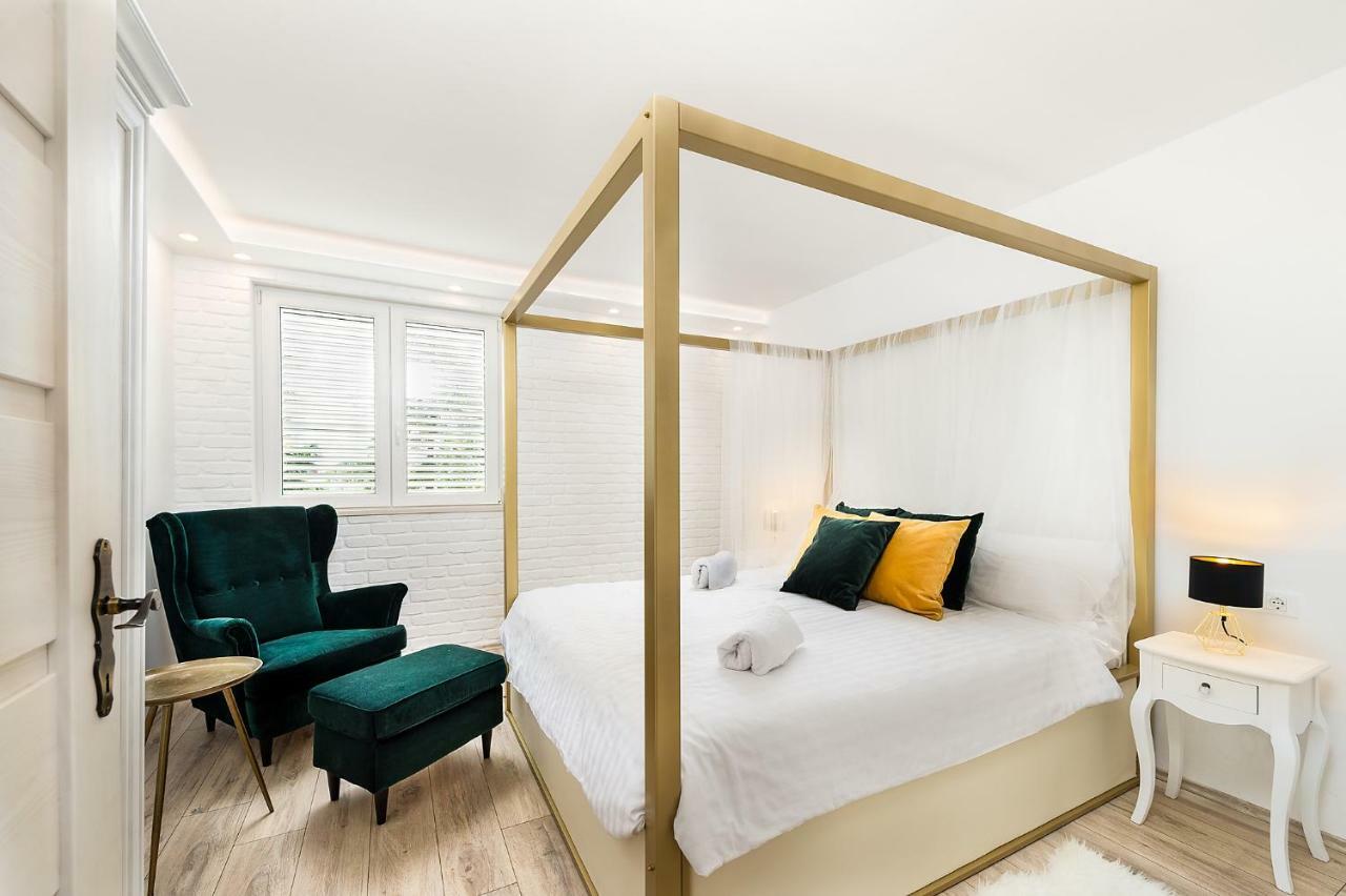 Apartments Mediteraneo 弗尔萨尔 外观 照片