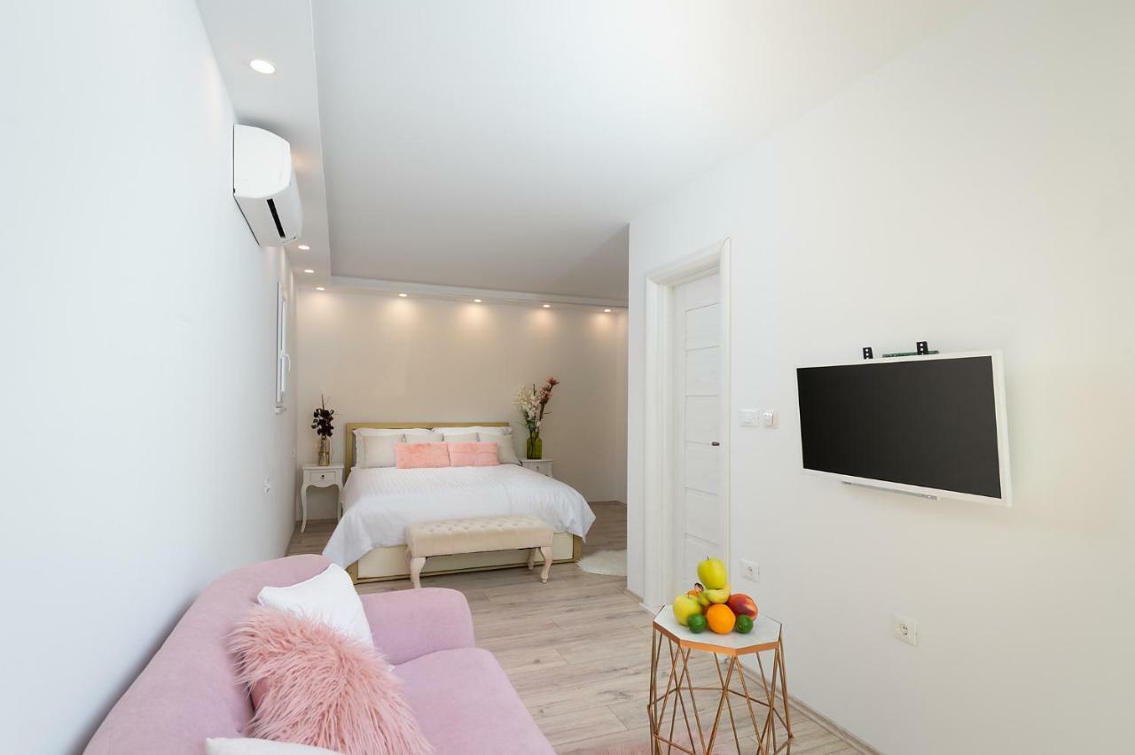 Apartments Mediteraneo 弗尔萨尔 外观 照片